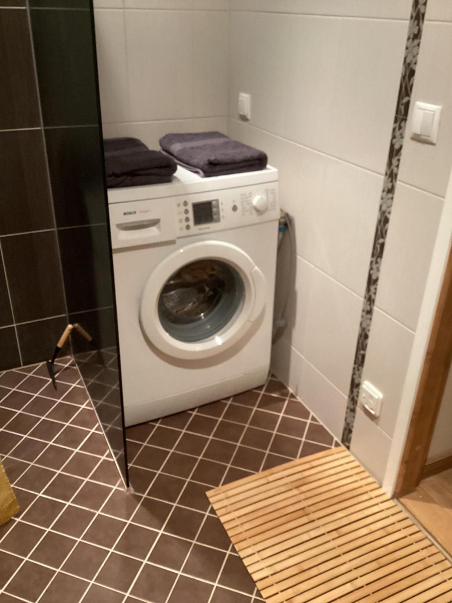 Hygge Home - Artistic Style Apartment With Free Parking Friday 7 Pm - Monday 8 Am Tartu Exterior foto