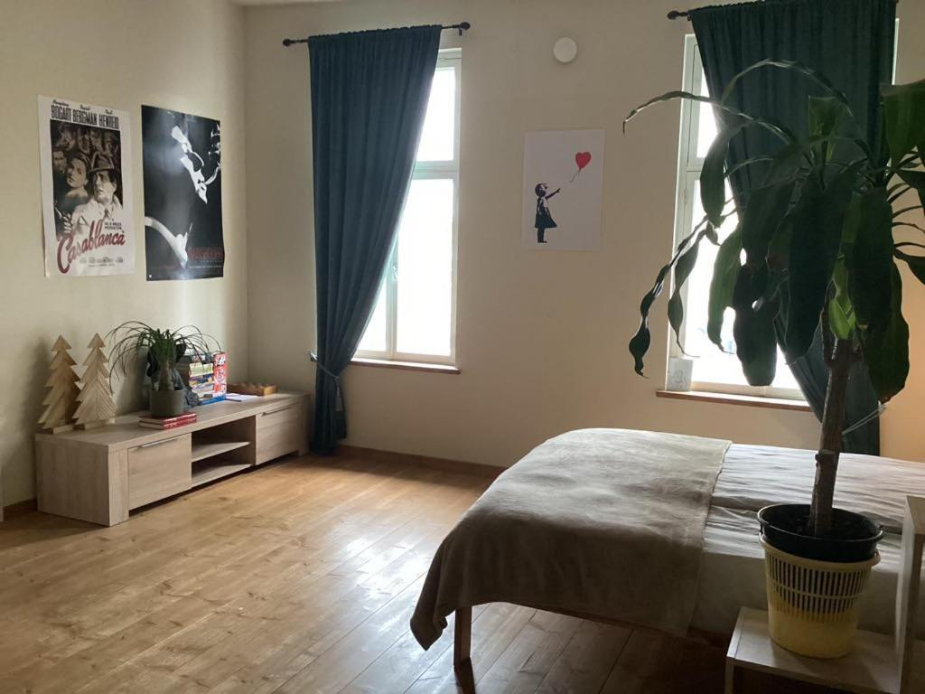 Hygge Home - Artistic Style Apartment With Free Parking Friday 7 Pm - Monday 8 Am Tartu Exterior foto
